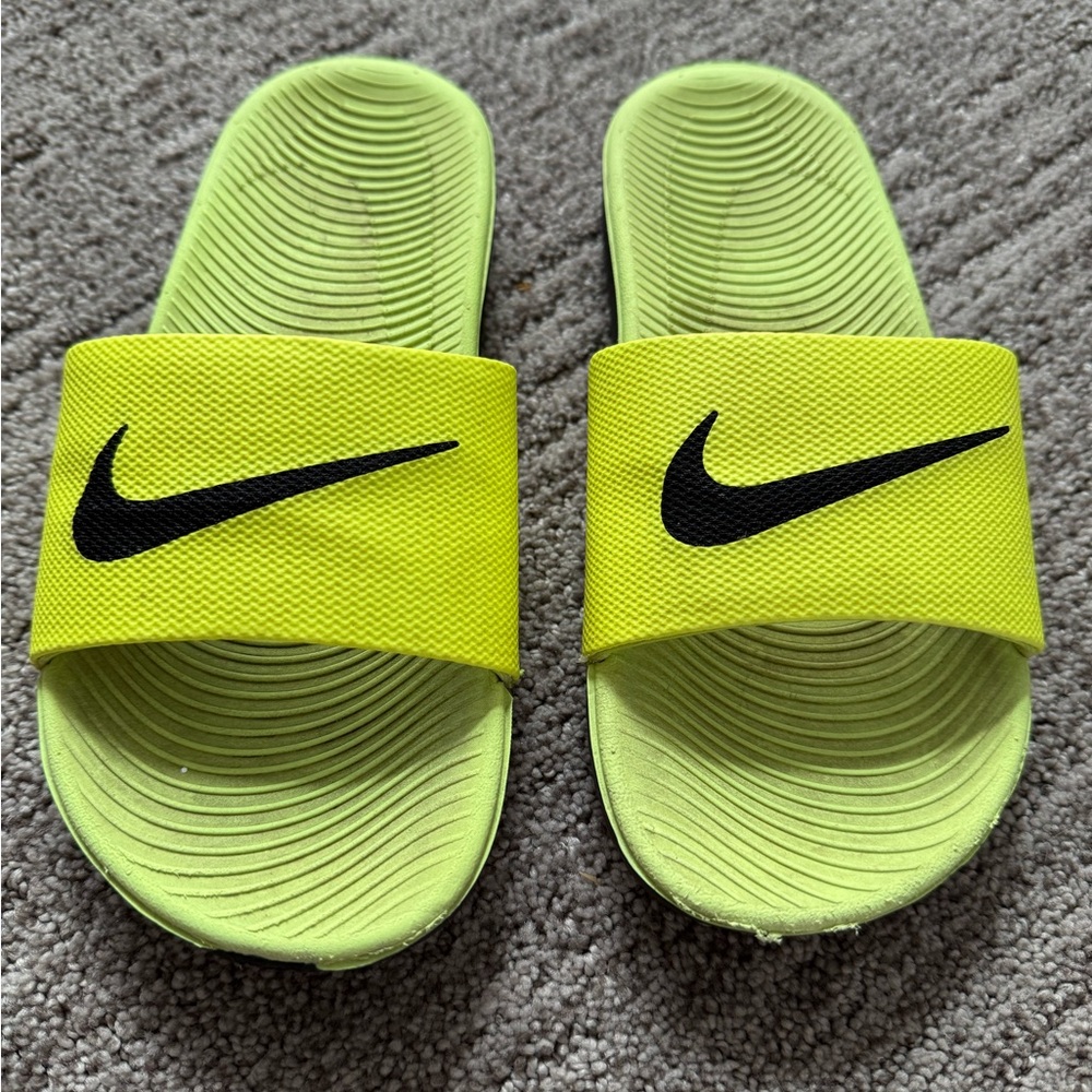 Nike Kawa Slides Volt/Black